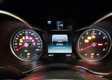 2016 Mercedes-Benz C 300 4Matic/Luxury 4Matic/Sport 4Matic из США, поврежденный, VIN 55SWF4KB6GU148209